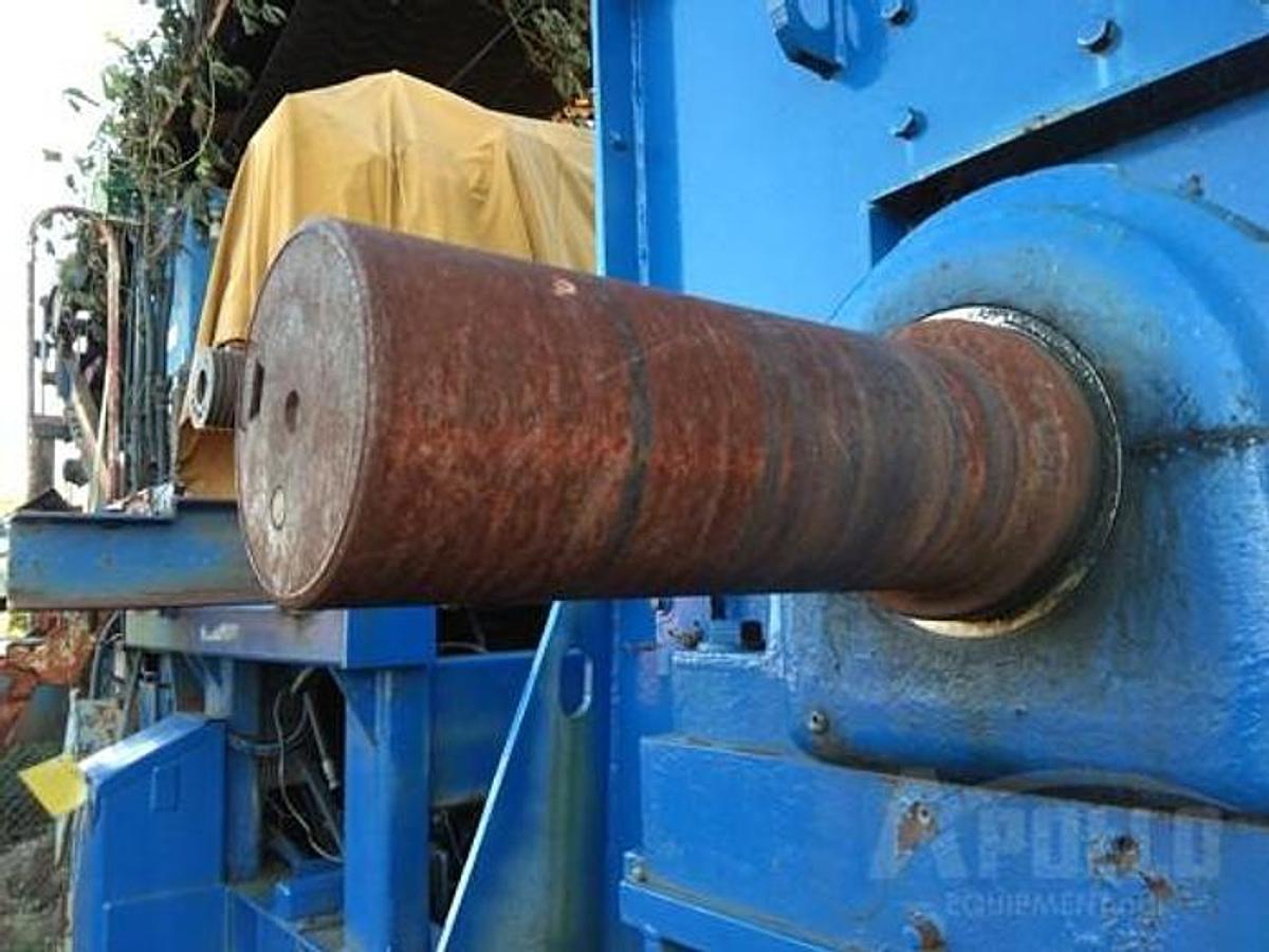 1994 Peterson Pacific HC4400 Horizontal Grinder