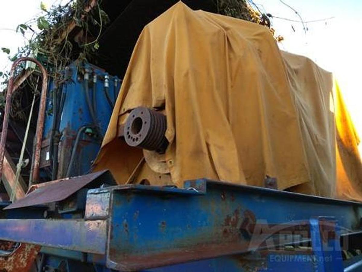 1994 Peterson Pacific HC4400 Horizontal Grinder