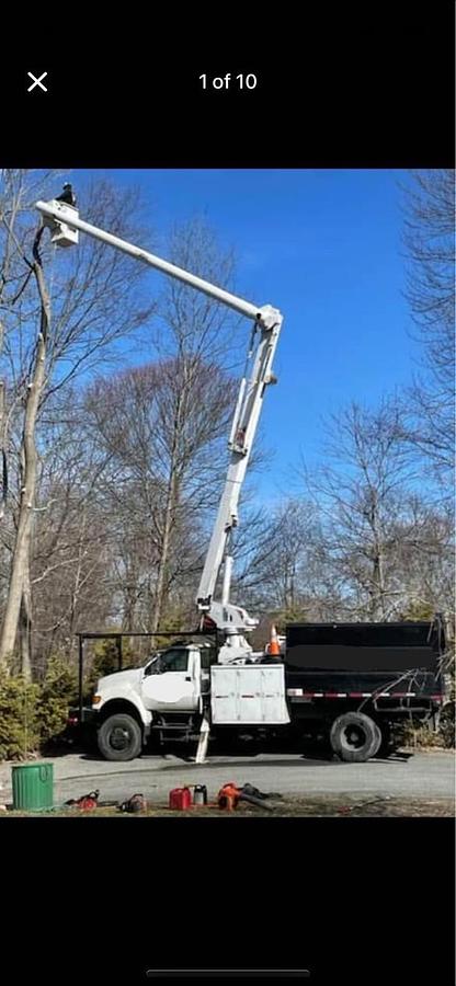 2004 Ford F 750 Altec 75' Boom Lift