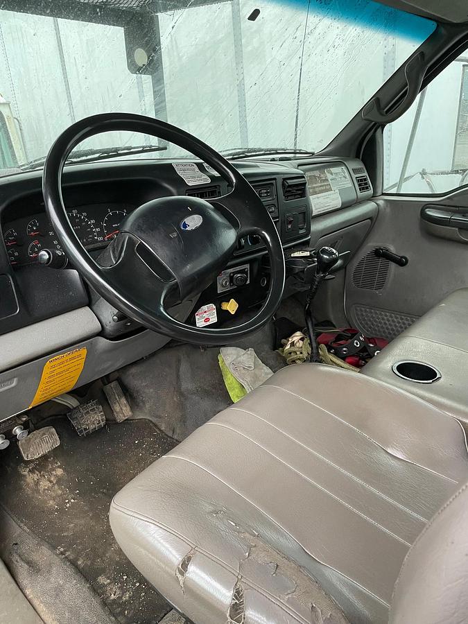 2004 Ford F 750 Altec 75' Boom Lift