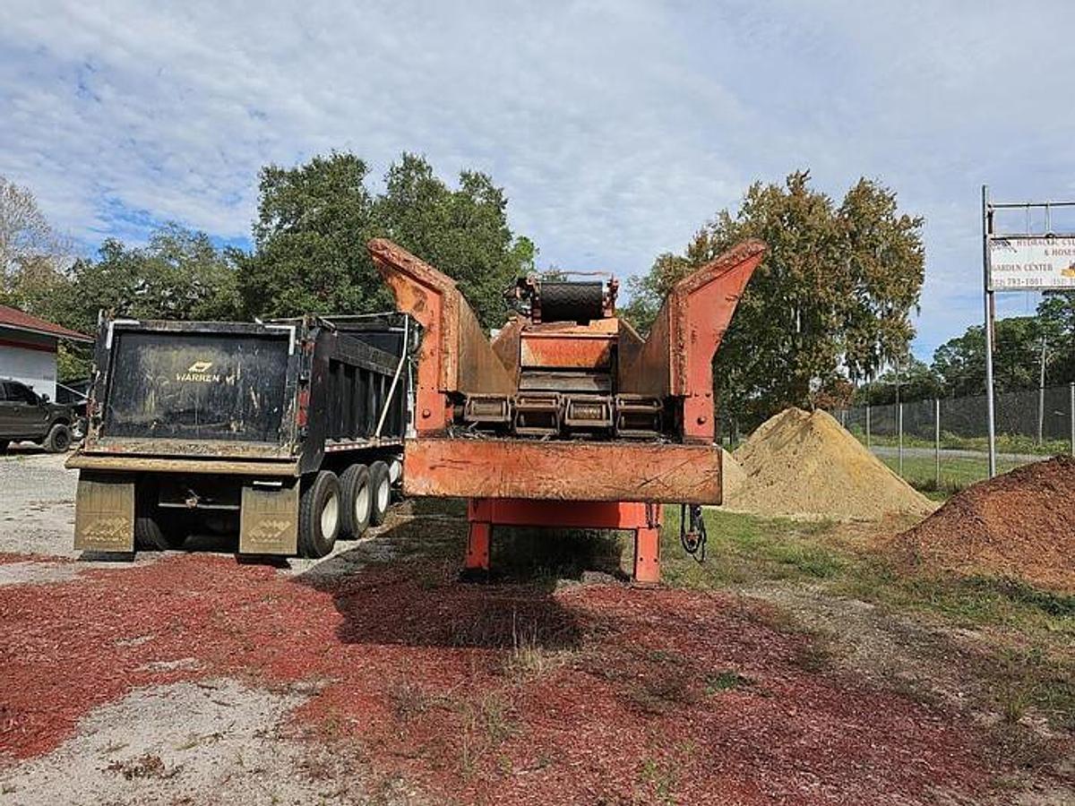 2000 Morbark 5600