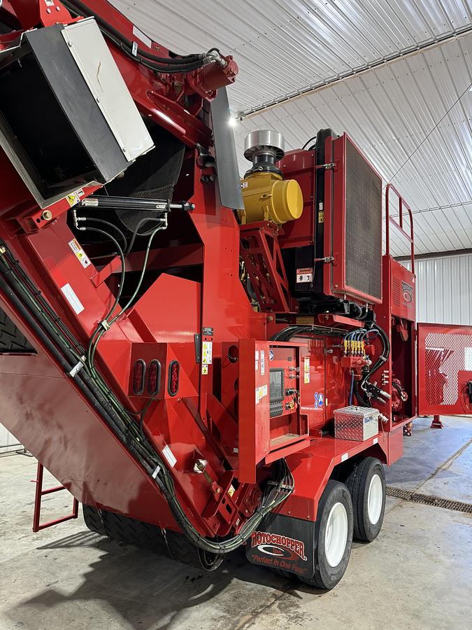 2023 Rotochopper MC-266