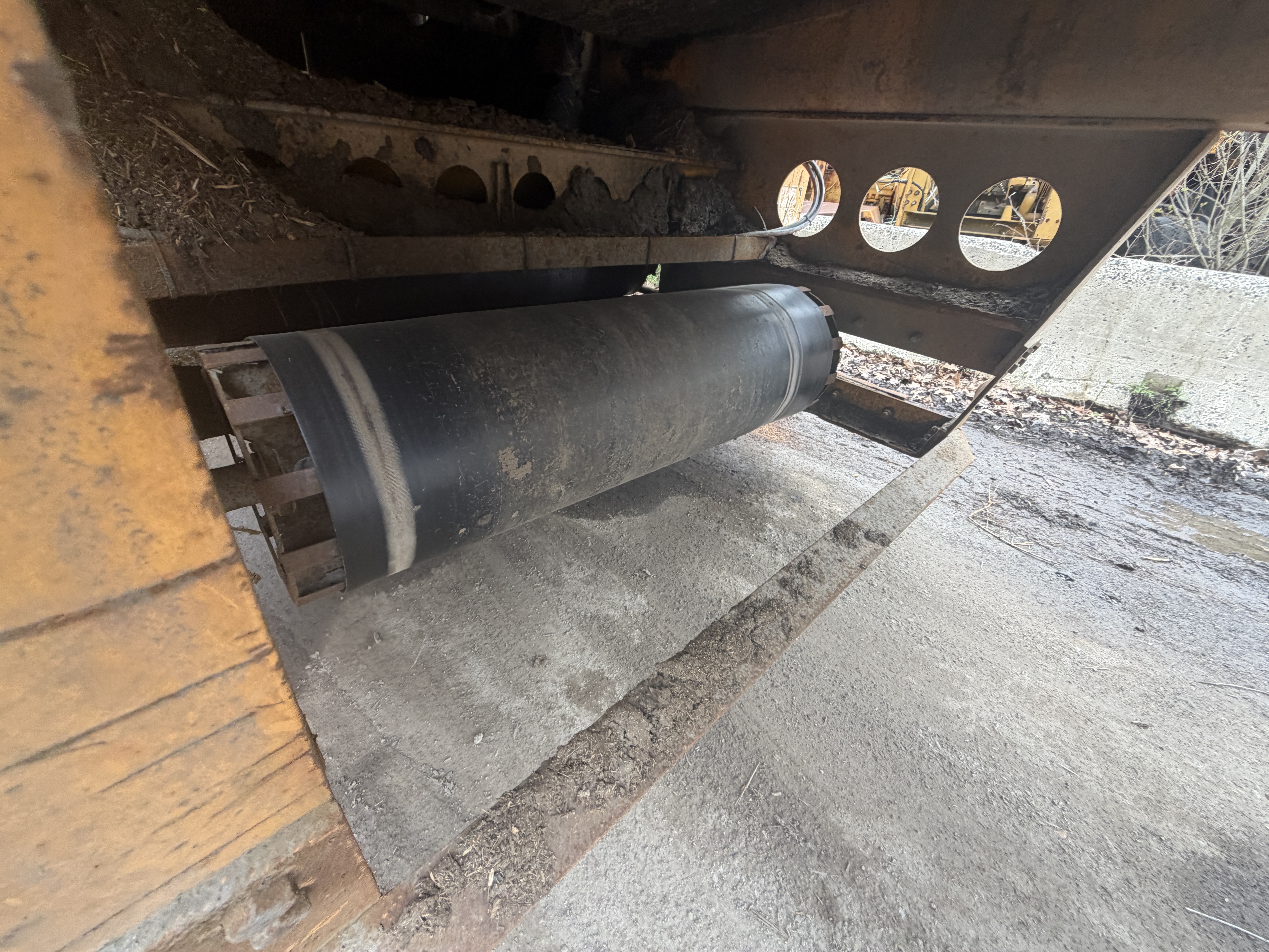 CBI Magnum Horizontal Grinder