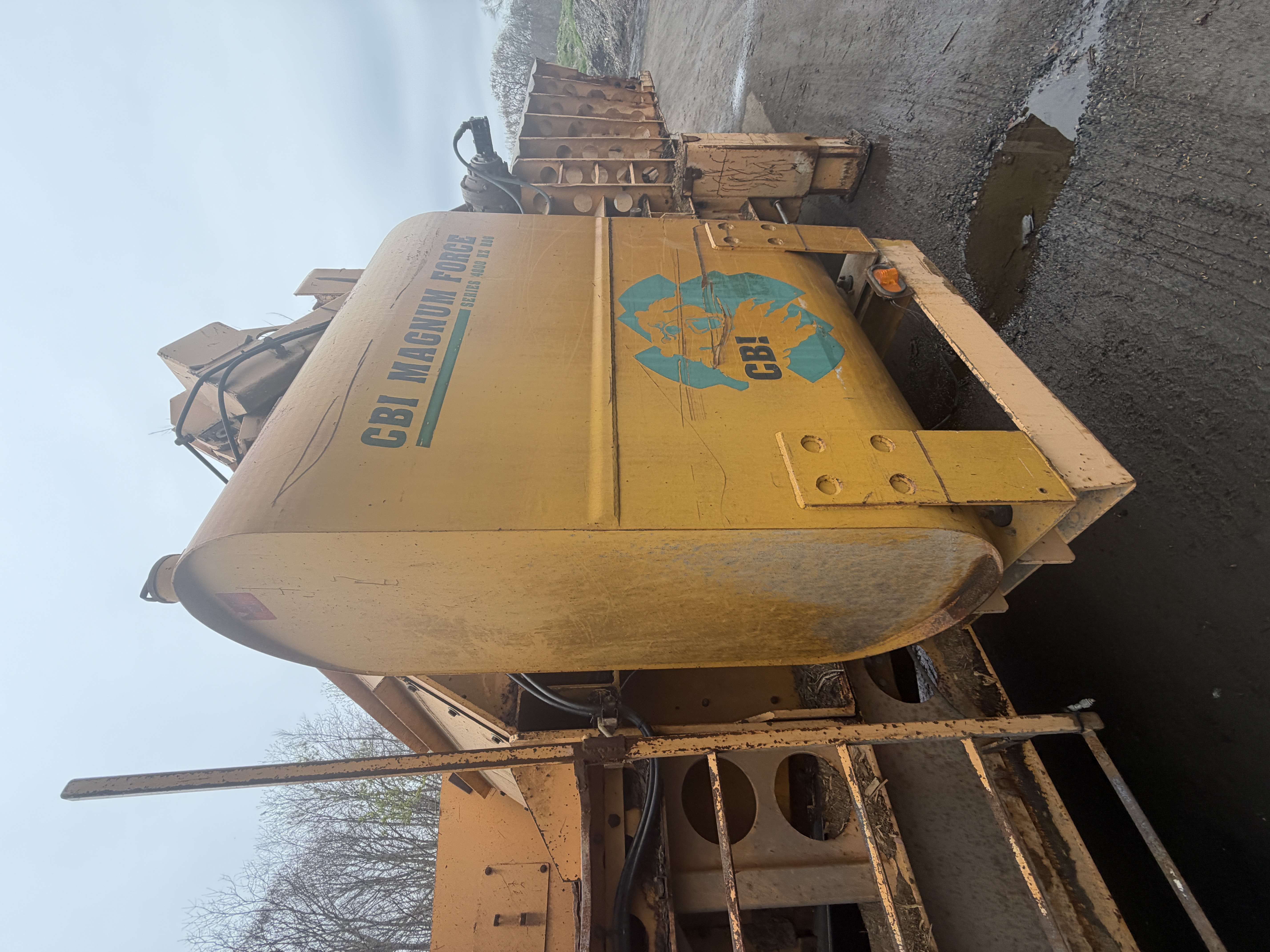CBI Magnum Horizontal Grinder