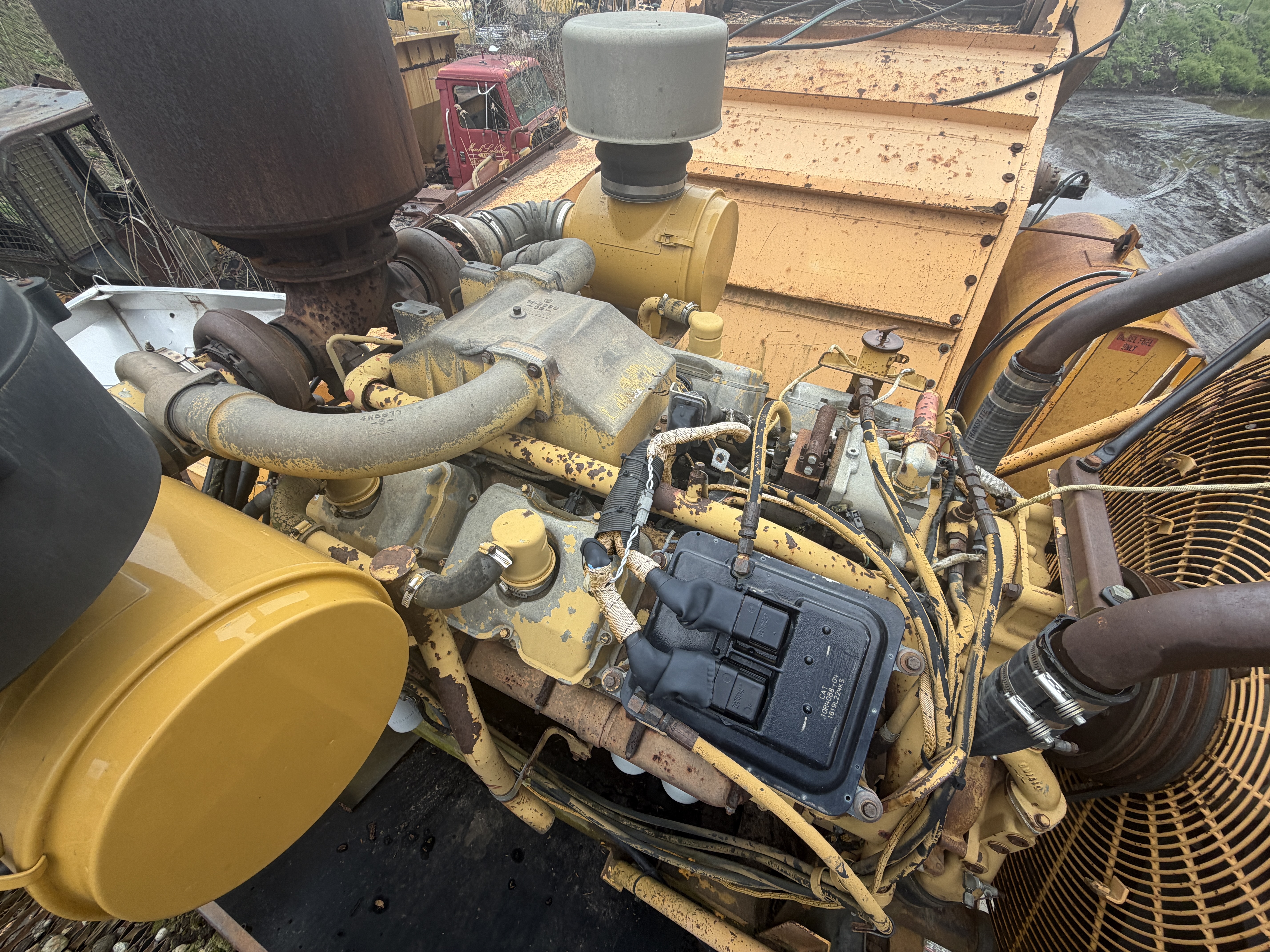 CBI Magnum Horizontal Grinder