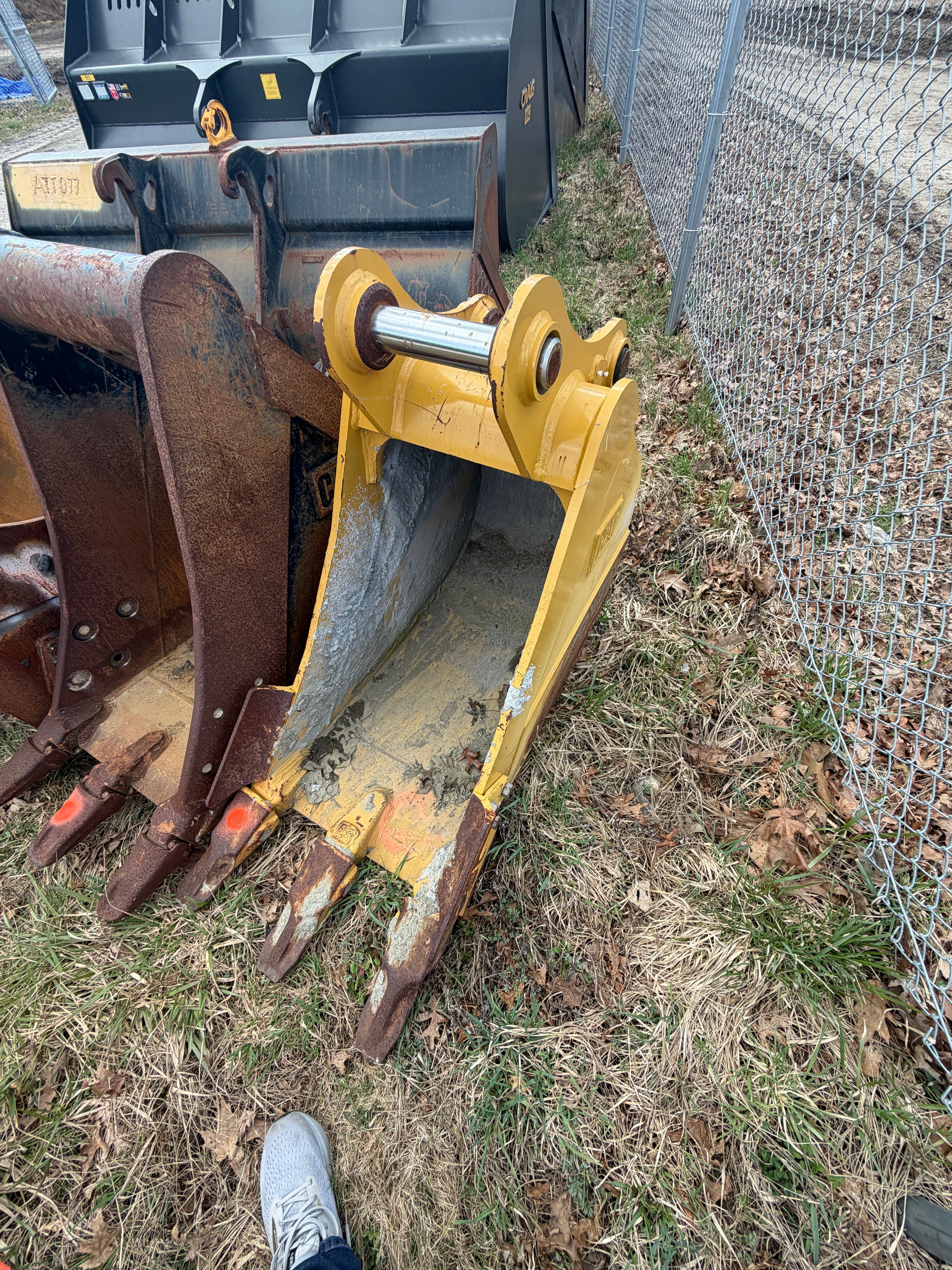 CAT Quick-Coupler Bucket