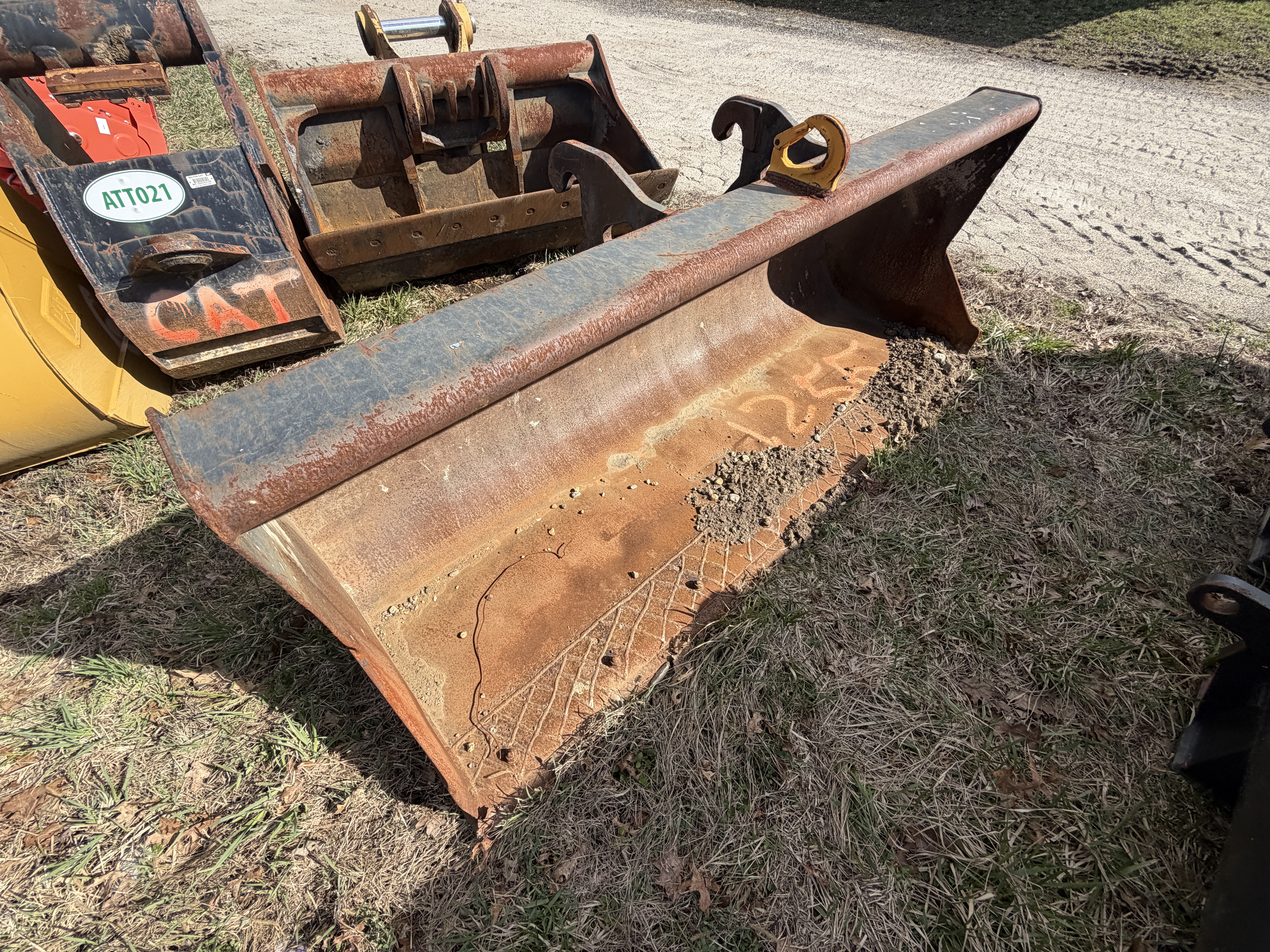 CAT Grapple Bucket