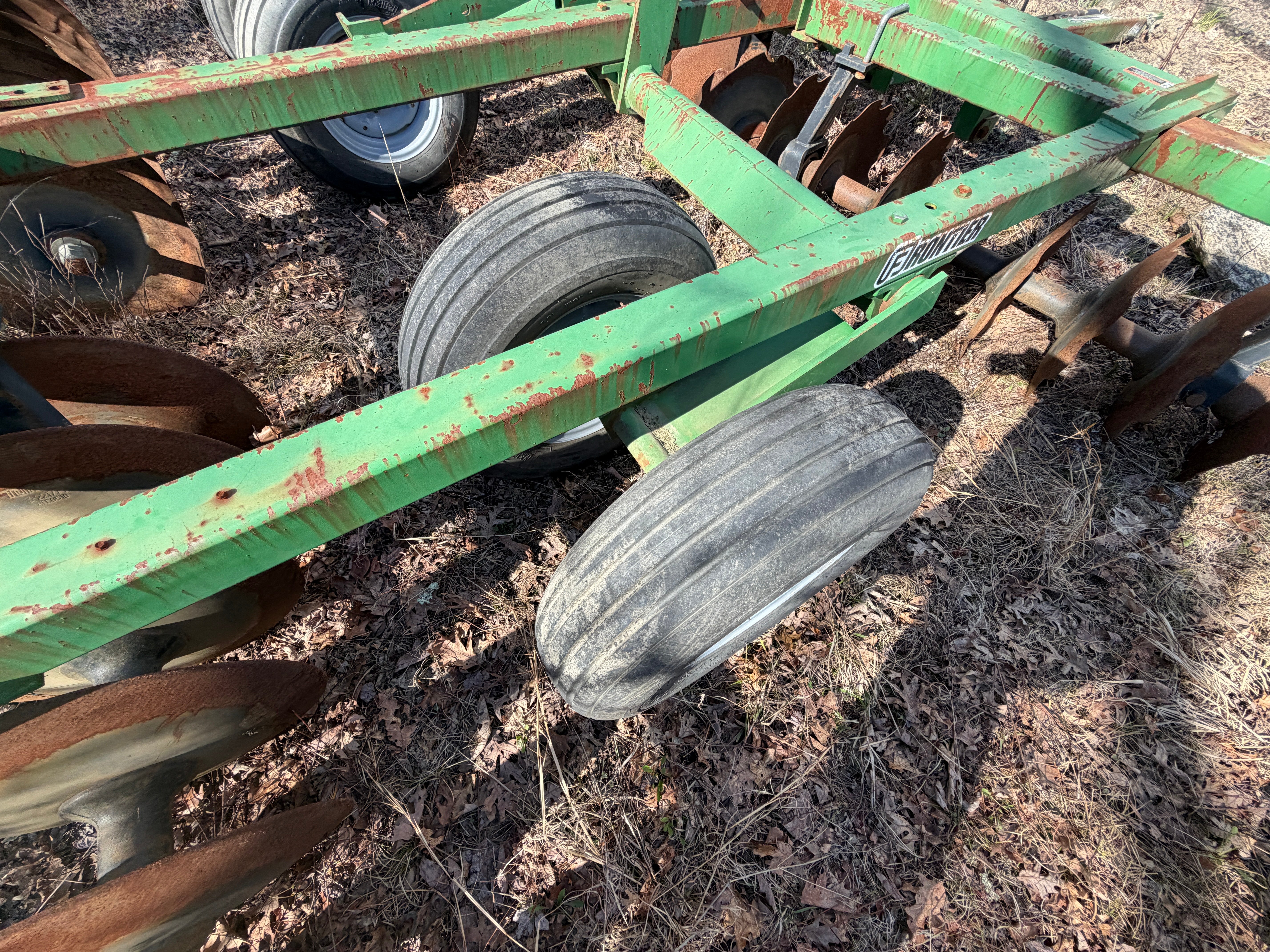 Frontier DH1612 Disc Harrow