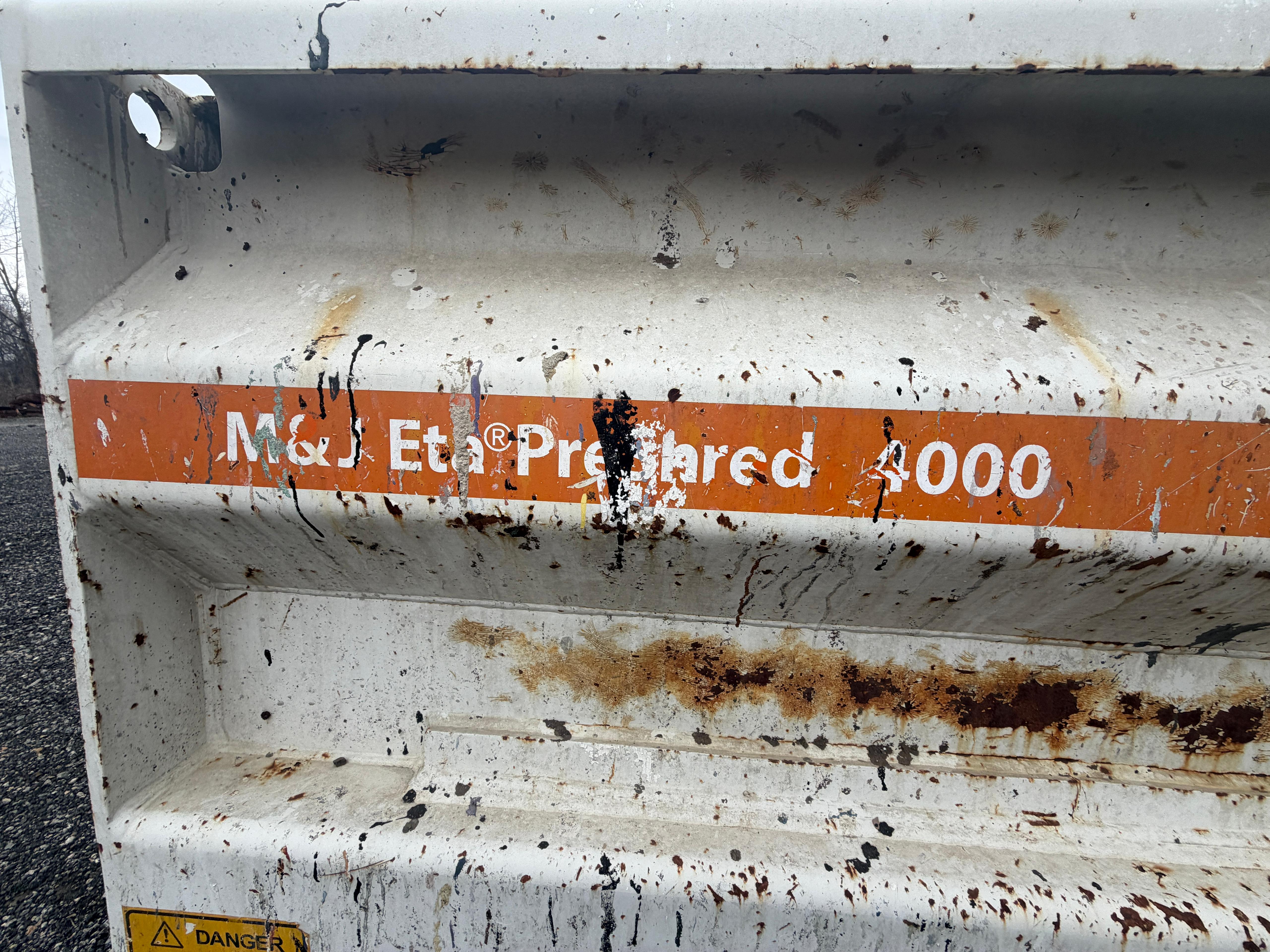 Metso M&J 4000 Cutting Table